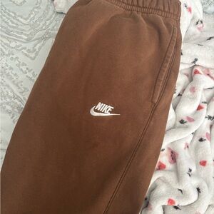 Nike men’s/women Brown nike Sweatpants